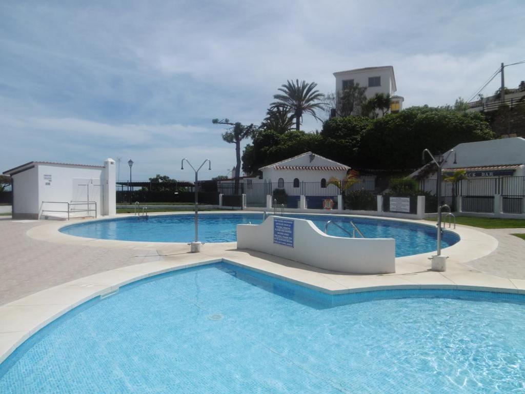 Casa Angelines Holiday Home เนร์คา ภายนอก รูปภาพ